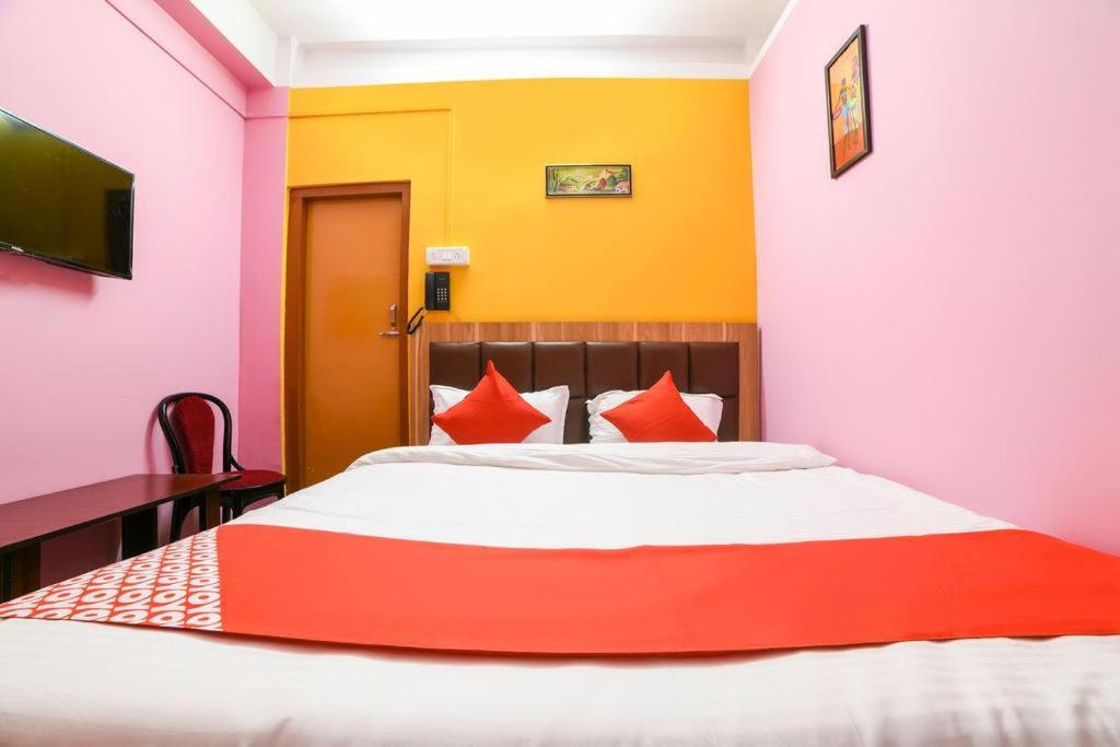Maa Kamakhya Guest House Гувахати Экстерьер фото